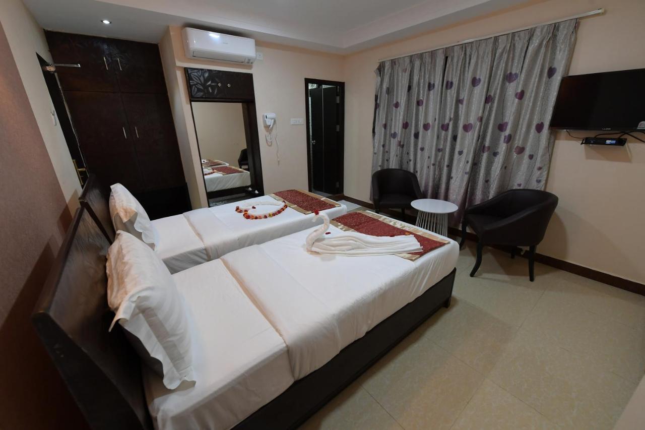 Coastal Grand Hotel Sampath Tiruchirappalli Exterior foto