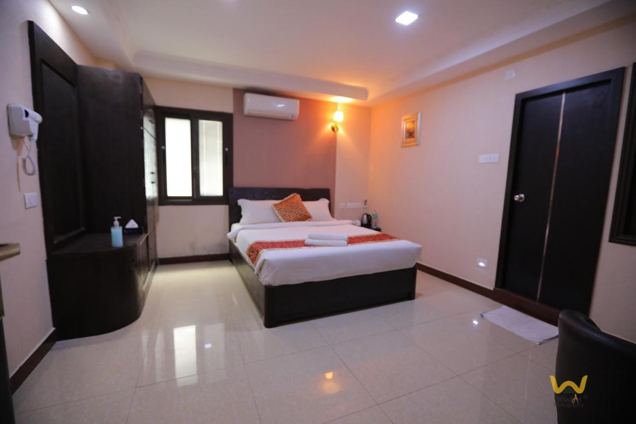 Coastal Grand Hotel Sampath Tiruchirappalli Exterior foto